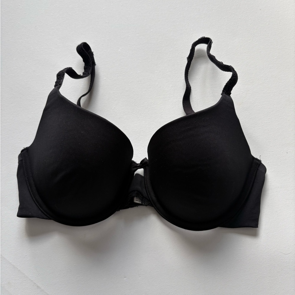 Women's Maidenform Classic Black Padded Bra (with Underwire) Size 36C